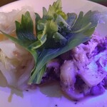 セロリとパクチー - きのこのマリネとキャベツのピクルス