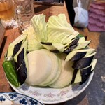 焼肉 くいしん坊 - 野菜500円
玉葱、キャベツ、茄子、ししとうなど