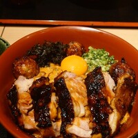 名古屋コーチン 鳥しげ - 蓋を開けた瞬間「うまい！」を確信