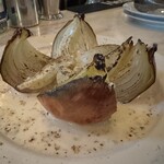 THETA　MU - 新メニューの玉ねぎ！お酒のお供には、少し味が薄いかなあ？個人的な感想です！