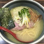 中華そば 螢 - とりそば（美味いとは思うが…）