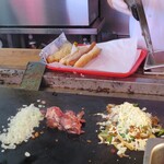 Pink's Hot Dogs - 