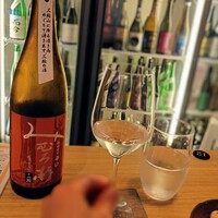 MOTO TOKYO - 3杯目は奈良の銘酒みむろ杉をハーフで 202411