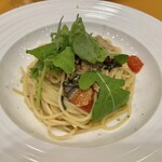 崎陽軒本店 イルサッジオ - 秋刀魚とチェリートマトのパスタ