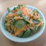 インドアジアンダイニング&バー カリカキッチン - セットのサラダ  ドレッシングは優し目