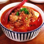 徳永肉酒場 本店 - 牛すじ豆腐