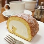 KYOWA'S COFFEE - ロールケーキセット (1F)