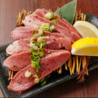 こだわり仕込みのラムタンをご提供