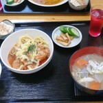 寄来処 - 鶏肉のトマトソース煮