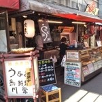 川栄 - 昼営業時の店構え。