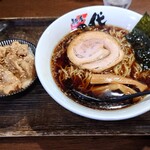 麺屋八代 - こくまろセット1,000円、麺増し、麺と丼両方ネギ抜き