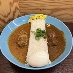 エピタフカレー - カレー2種盛り＋半熟たまご