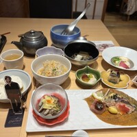 豆富料理と吟醸せいろ蒸し 八かく庵 大阪ステーションシティ店 - 