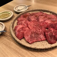炭火焼肉 肉の匠 ひうち - 
