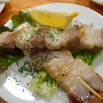 YAICHIRO - 塩漬け豚バラの串やき