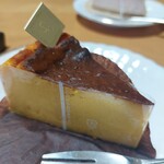 ピアッコリーナ・サイ - ゴルゴンゾーラとくるみのチーズケーキ