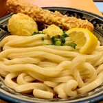 梅田 釜たけうどん - 