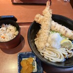 讃歌うどん はんげしょう - 