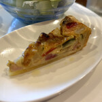 アチェーロ - 野菜とパルメザンチーズのキッシュ