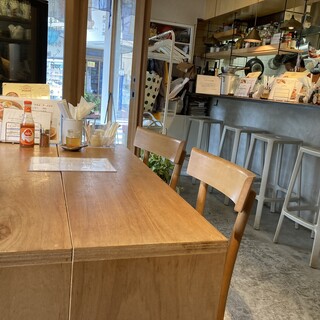 アジアの料理とお酒 チャムチャ_2