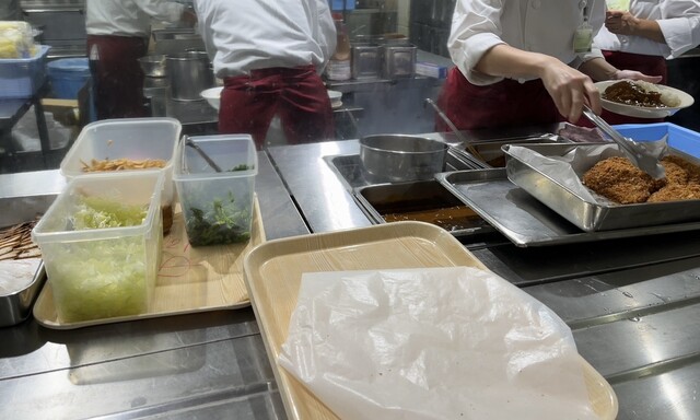 男子校の学生食堂…！//』by おさんぽまゆゆ : 学習院 中・高等科 学生食堂 - 学習院下/学生食堂 [ …