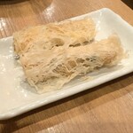 肉汁水餃子 餃包 - 海鮮ぷりぷり網春巻き（2本）　649円