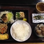 ドライブインみちしお - 朝定温泉セット　1050円