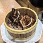 肉汁水餃子 餃包 - 鶏肉ちまき（2個）　429円