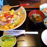 Michi sushi - ばらちらしランチ