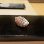 鮨 陸 - かすご鯛の昆布締め