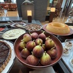 ザ タヴァン グリル＆ラウンジ - 