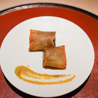 鳥焼き 小花 - 蓮根、きくだけ、まいたけ、鶏味噌煮込み春巻き