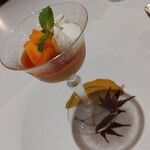 VANKA - 栗のプリン 秋のフルーツとコニャッククリーム