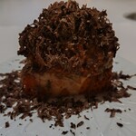 VANKA - 和牛のタルタルと牡蠣のバタートースト