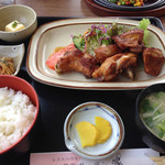 美松ガーデン - からあげ定食