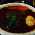 porco - チキンハンバーグスープカレー辛さ15番！