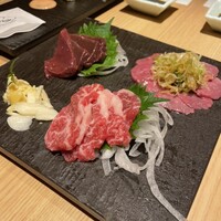 鴨ときどき馬 神保町本店 - 