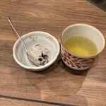 ももんじや - このアイス、本当に美味しかった。黒豆アイス。