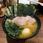 家系ラーメン クックら - ラーメン850円。海苔増し100円。