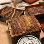 江戸一 - 1番手前が特上うな重