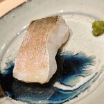 温石 - 白甘鯛です。自家製柚子胡椒でいただきます