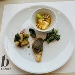 b Kitchen - 