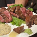 モンスターズテーブル - わさび、塩、ニンニク、マスタードソースとお好みで