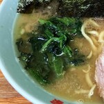 ラーメン六角家 戸塚店 - ほうれん草。