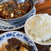 横浜中華街 重慶飯店 本館 - 