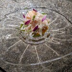 NH - 北海道の毛蟹、 アンディーブ、 梨のサラダ仕立て 柿のソース