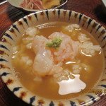 あさば - 伊勢海老のお造りが乗っています☆さっきのハマグリを食べたお出汁でいただきます