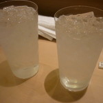 すし処 ひさ田 - 麦焼酎天草（熊本）水割り（私のと友人の）