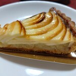 Tarterie PETITE USINE - タルト・オ・ポーム　500円