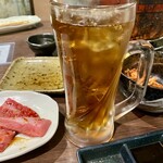 炭火焼肉ホルモン うらら - この日は食べることに専念　ウーロンハイ